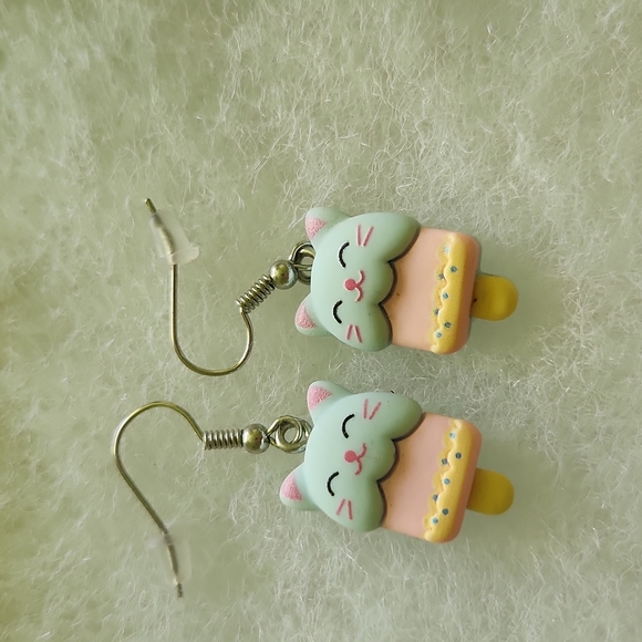 None Jewelry - Lightweight cat popsicle earrings